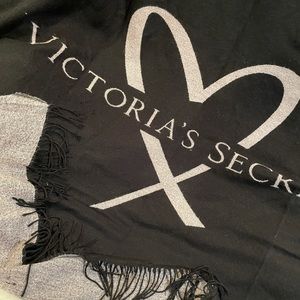 Victoria’s Secret throw